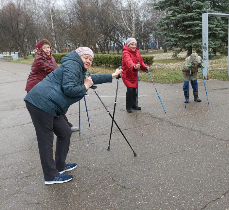Скандинавская ходьба доступна и легка для людей с инвалидностью  и  пенсионеров